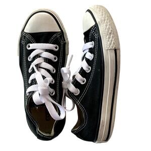 Converse Chuck Taylors All Star Low Top Sneakers - Black -11.5